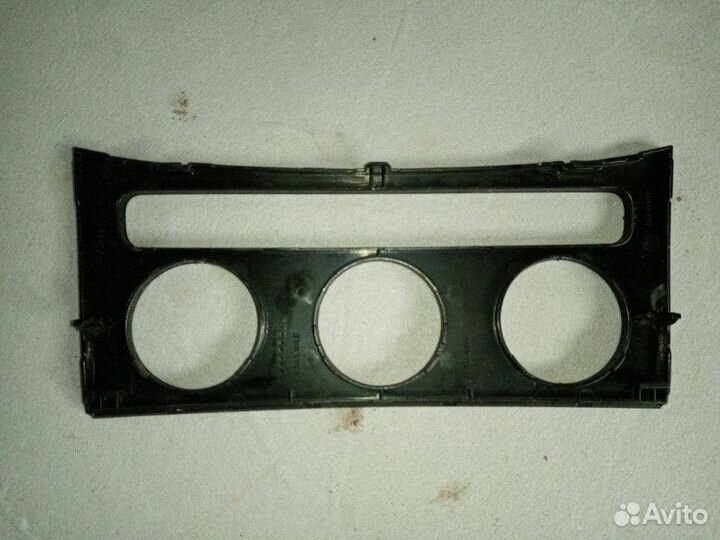 Декоративная накладка торпеды Volkswagen Passat B6