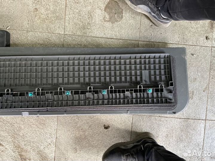 Накладка пола багажника Toyota Land Cruiser 200