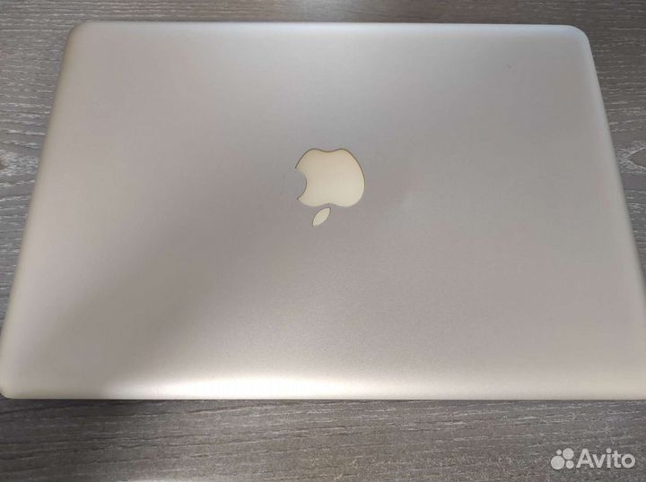 Apple MacBook Pro 13 (без матрицы и ссд)