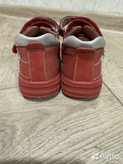 Ботинки демисезонные для девочки 25 размер