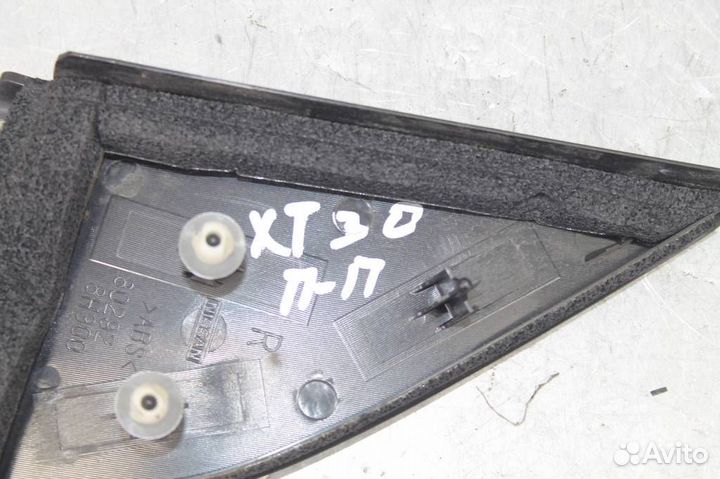 Накладка зеркала правого Nissan X-Trail T30