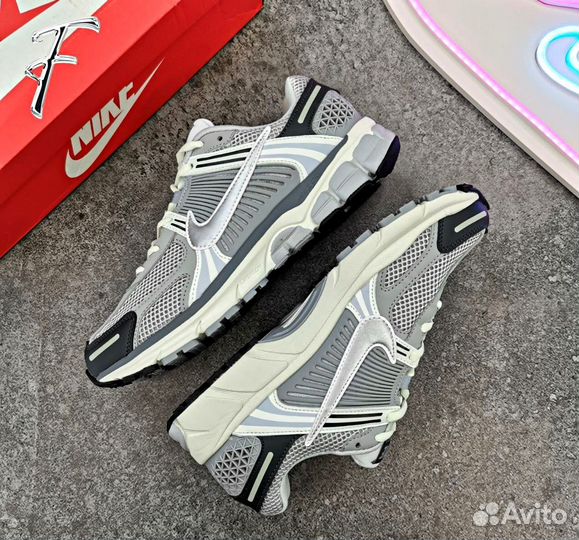 Кроссовки Nike Air Zoom Vomero 5 Мужские