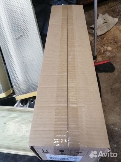 Светильники дневного света+лампы к ним