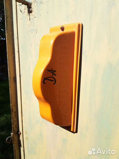 Шашечки такси на крышу