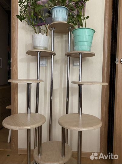 Подставка для цветов напольная