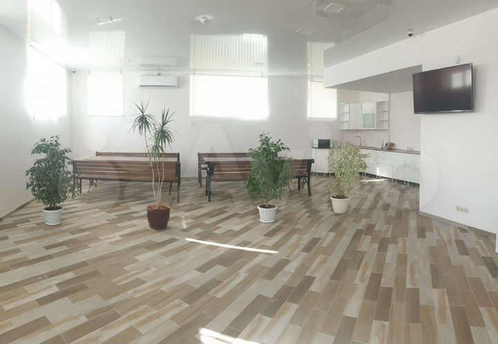 Свободного назначения, 350 м²