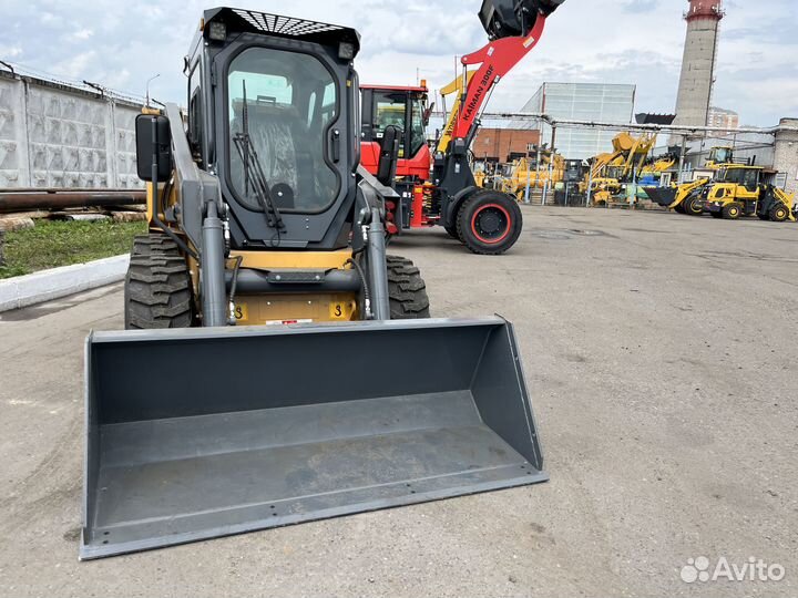 Мини-погрузчик Lonking CDM312, 2023