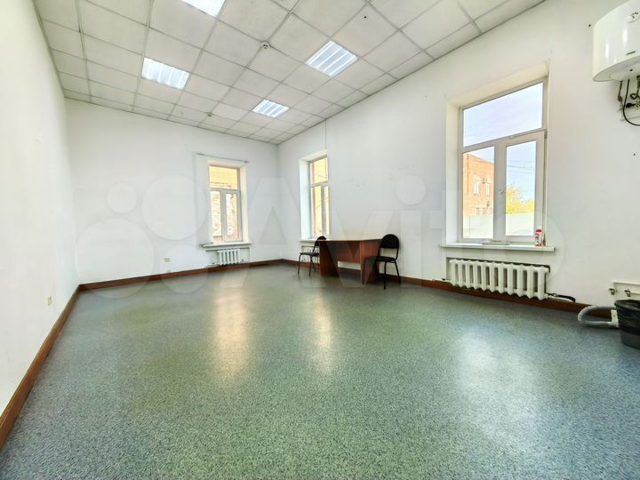 Офис с водой около цума и пл.Ленина, 29 м²