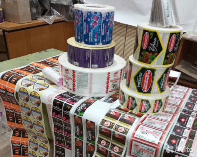 Флексопечать этикеток, печать наклеек в рулонах