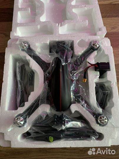 Квадрокоптер R-wings