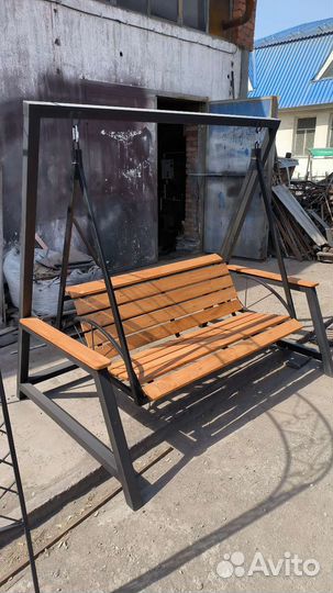 Уличные качели новые