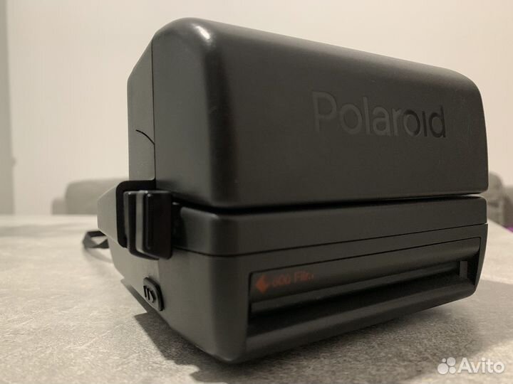 Плёночный фотоаппарат Polaroid