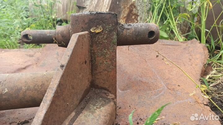 Треугольник к 700