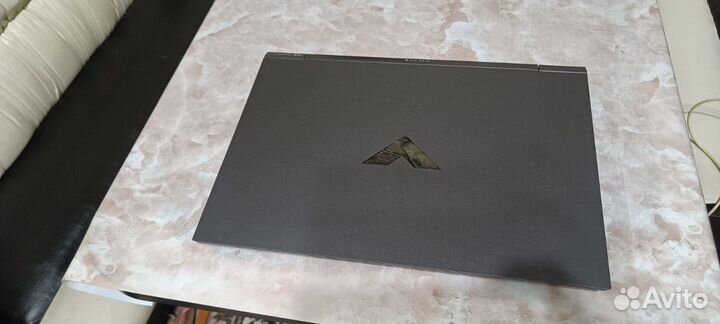 Ноутбук HP Victus