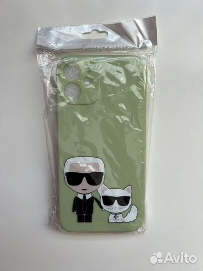 Чехол на iPhone 12