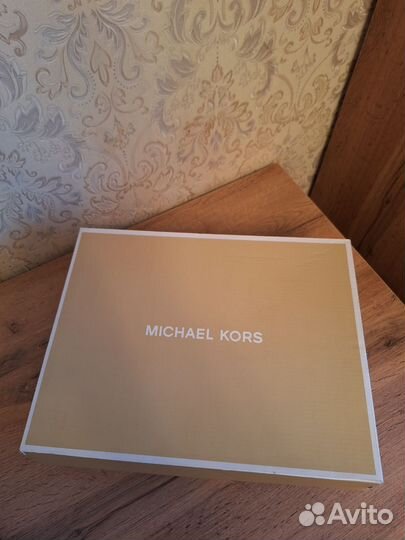 Кроссовки Michael kors