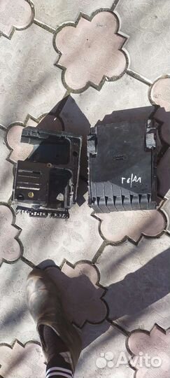 Корпус монтажного блока предохранителей Гольф 6