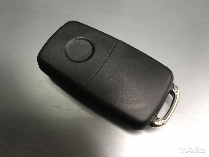 Корпус Ключа Skoda на три кнопки выкидной