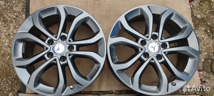 Комплект оригинальных дисков Mercedes R-17