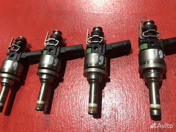 Форсунка топливная Mercedes-Benz E-Class w212 1.8