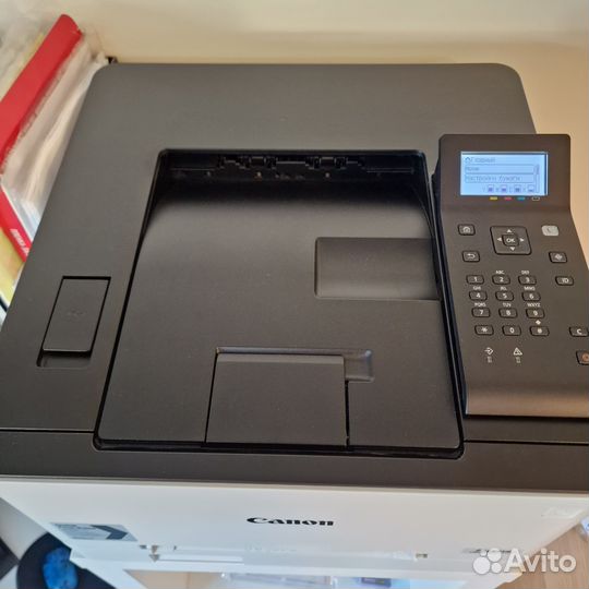 Цветной лазерный принтер canon LBP621Cw