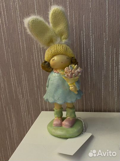 Декоративная статуэтка 