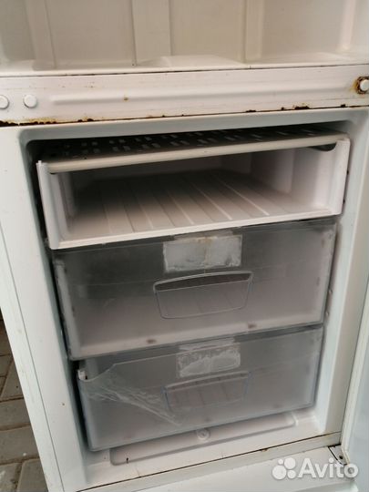 Холодильник indesit бу