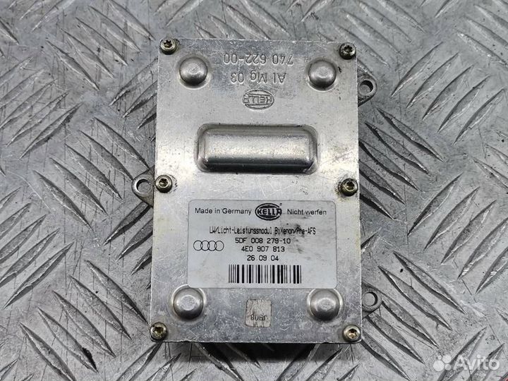 Блок розжига ксенона Audi A8 D3/4E 2003 4E0907813