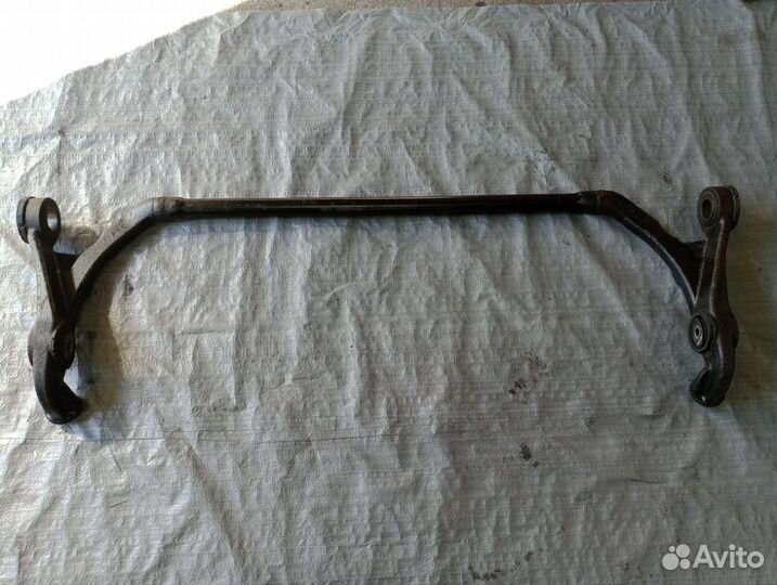 Торсион кабины Mercedes Actros MP3 OM501LA 440 Л.С