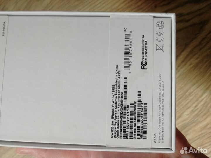 iPhone 11 128 gb + чехлы