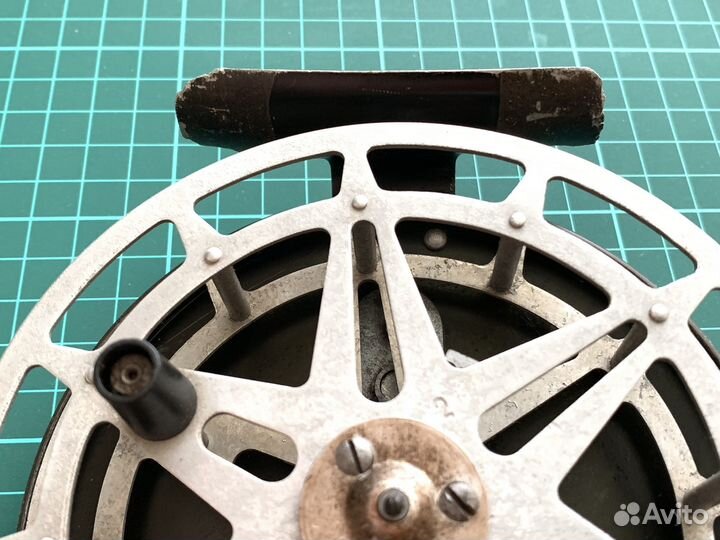 Катушка рыболовная инерционная Невская 1959 СССР