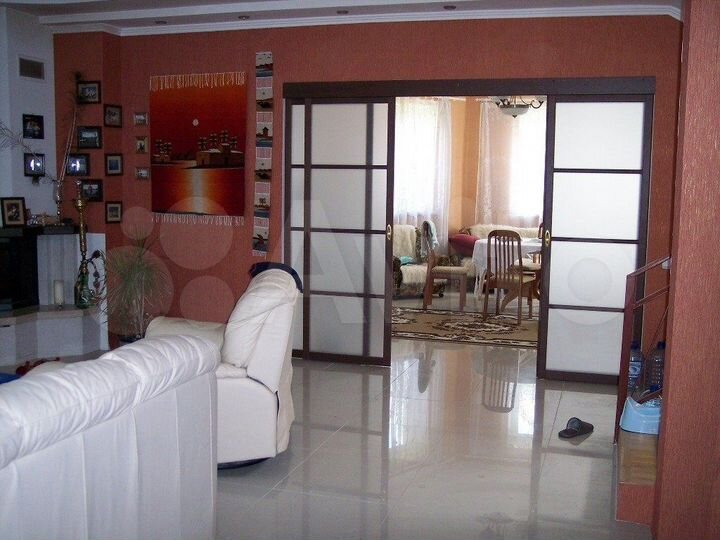 Дом 287 м² на участке 15 сот.