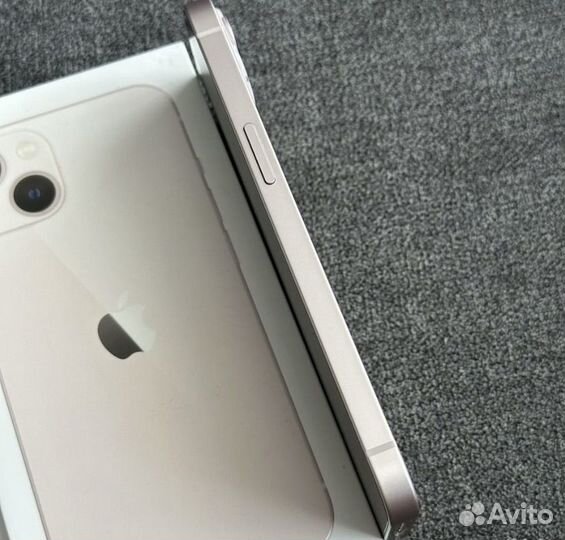 iPhone 13 (Состояние нового,гарантия)