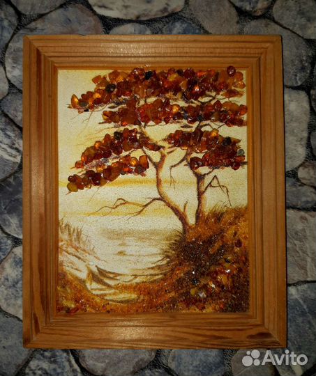 Картина - пано из янтаря