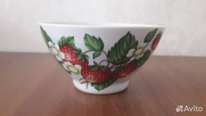 Сахарница, ваза метал, ложка мельхиор,СССР. винтаж