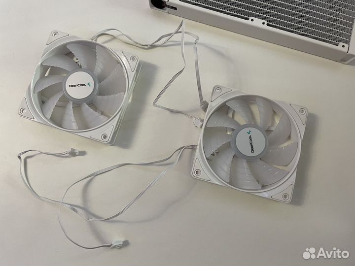 Водяное охлаждение Deepcool L240 argb белая