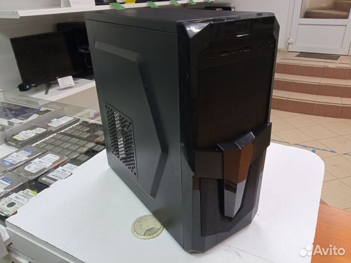 Игровой компьютер 