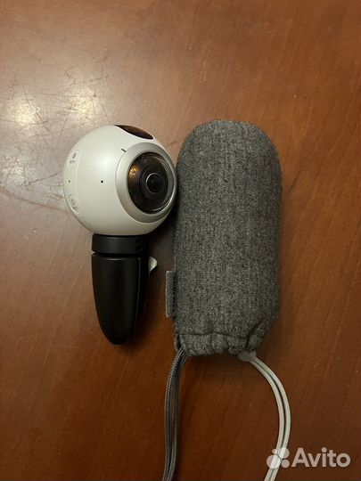 Веб-камера