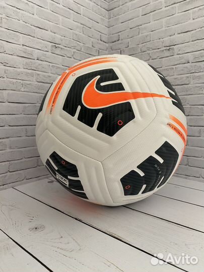 Футбольный мяч Nike flight FIFA