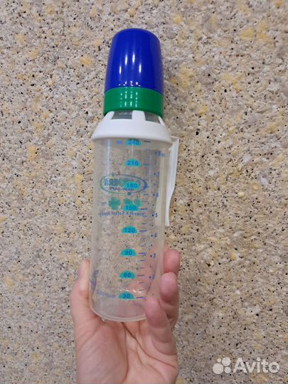 Бутылочка с соской