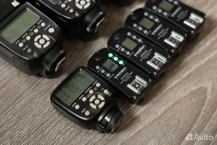 Вспышки и синхронизаторы Youngnuo