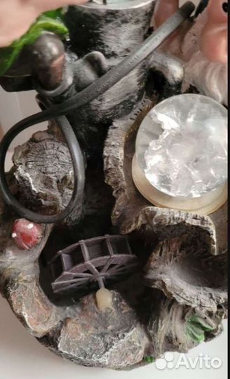 Декоративный фонтан гномы