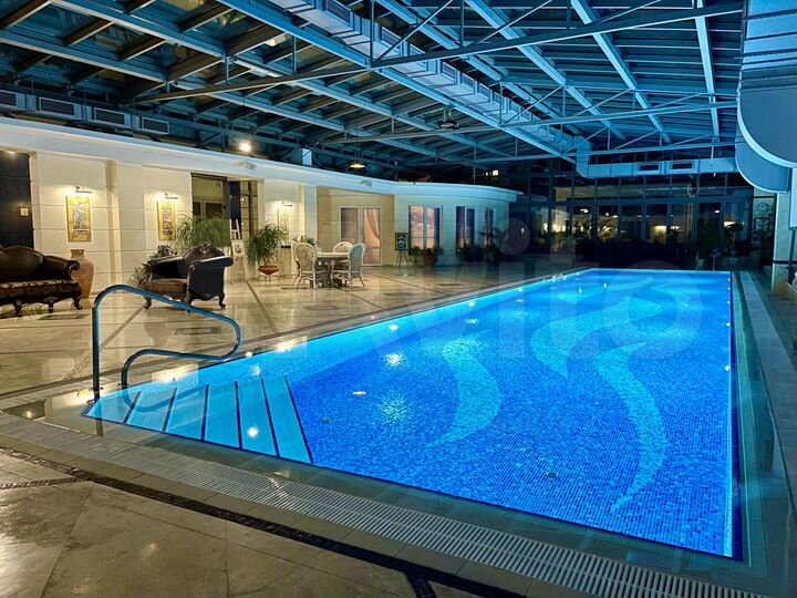 3-к. апартаменты, 195,8 м², 4/9 эт.