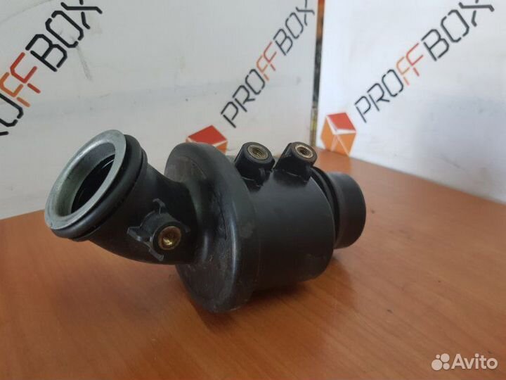 Патрубок (трубопровод, шланг) Mercedes C-Class