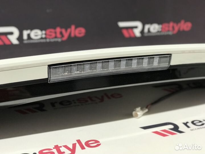 Спойлер Наверх Lexus GX 460 Белый Перламутр