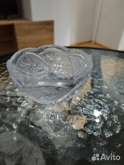 Хрустальная ваза