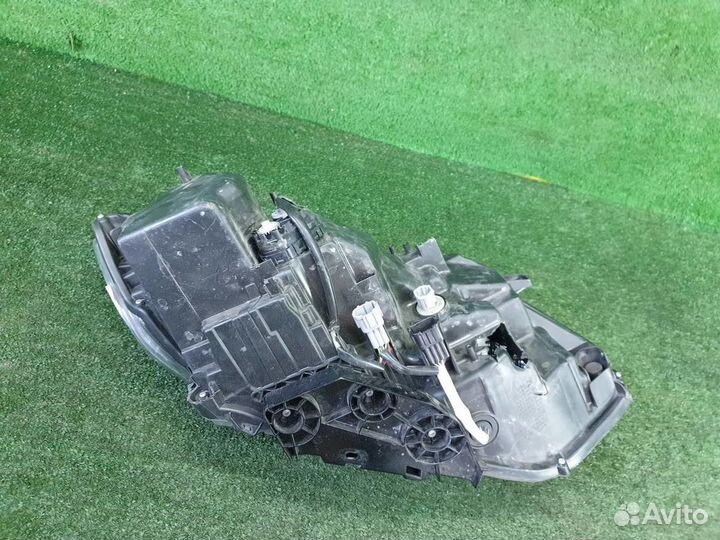 Фара левая Nissan X-Trail