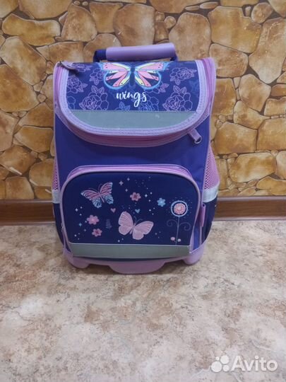 Продам школьный рюкзак