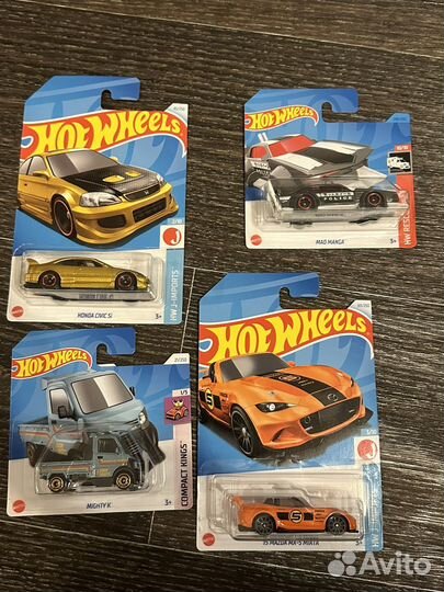 Hot wheels комплект