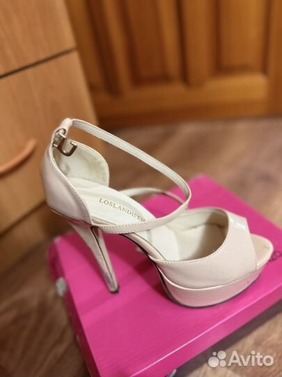 Туфли женские